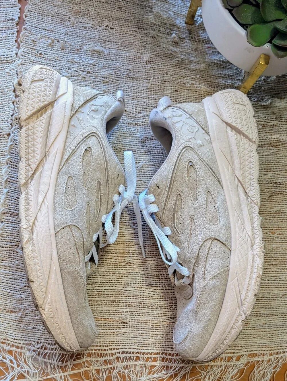 Hoka Clifton L Suede Shoes in Eggnog